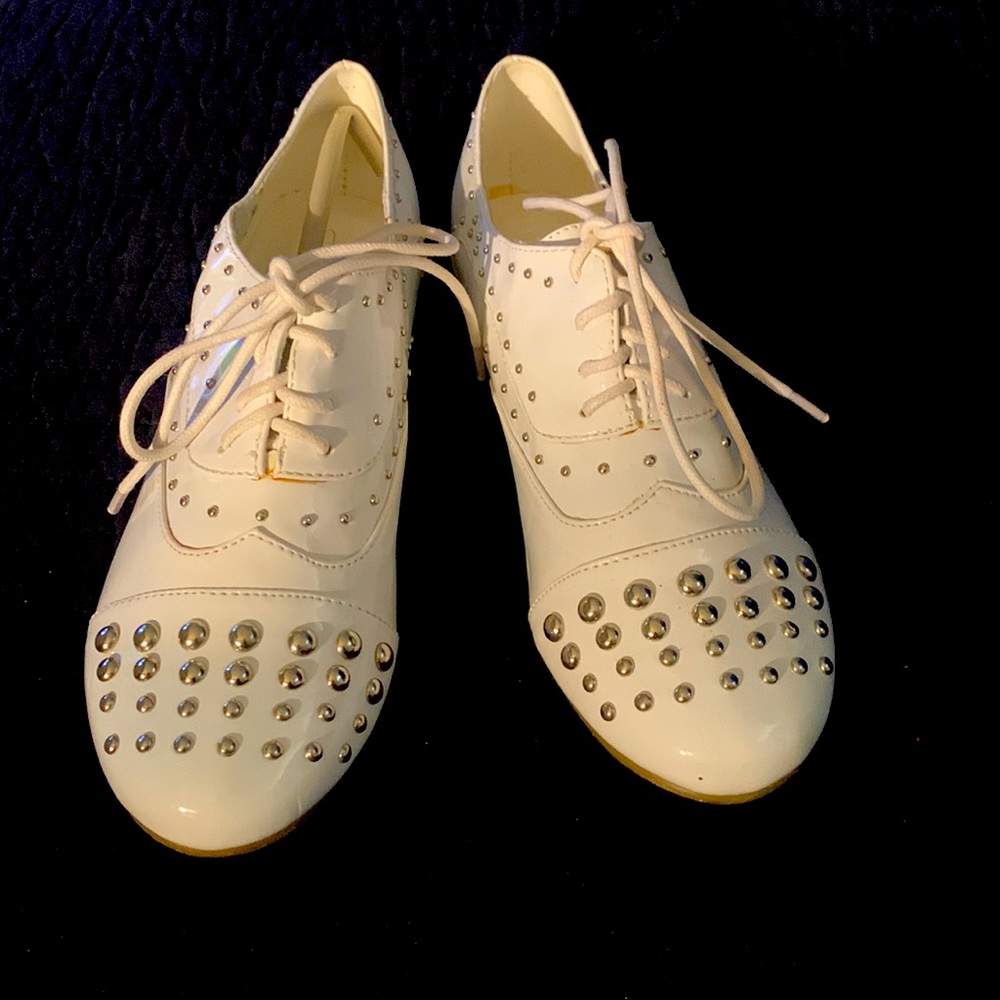 C LABEL new shoes